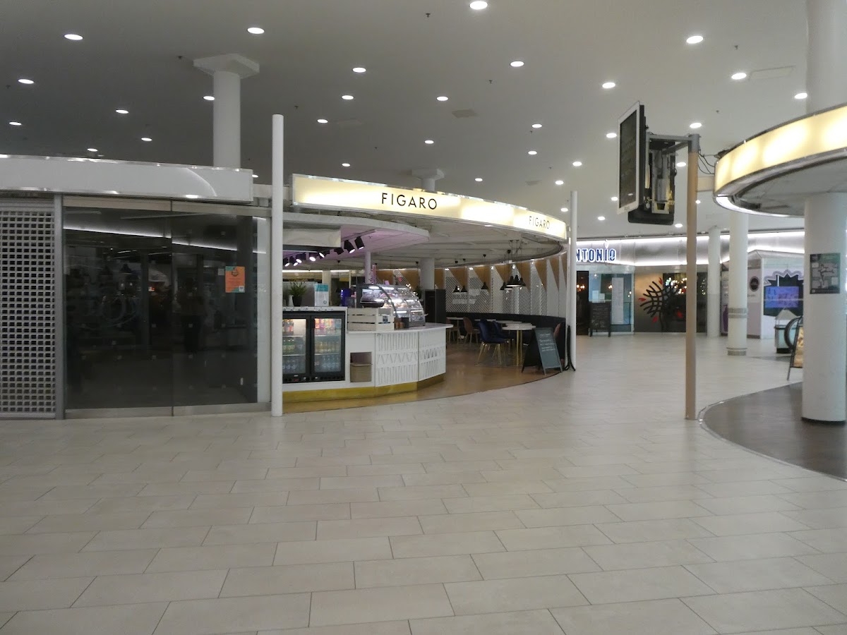 Cafe Figaro Salo - 7