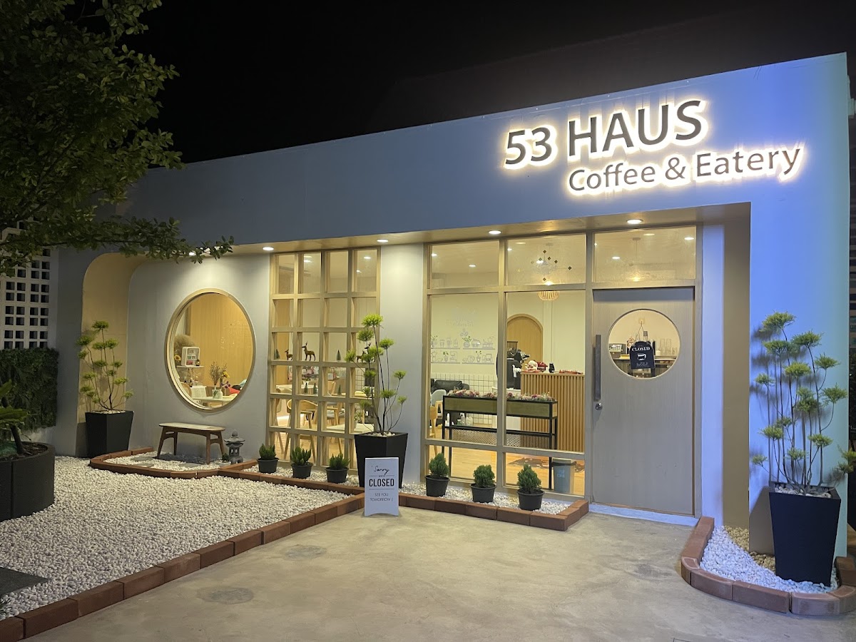 53 HAUS Coffee & Eatery