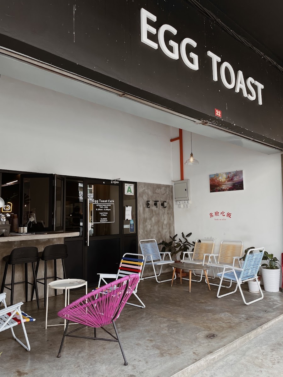 Egg Toast Cafe
