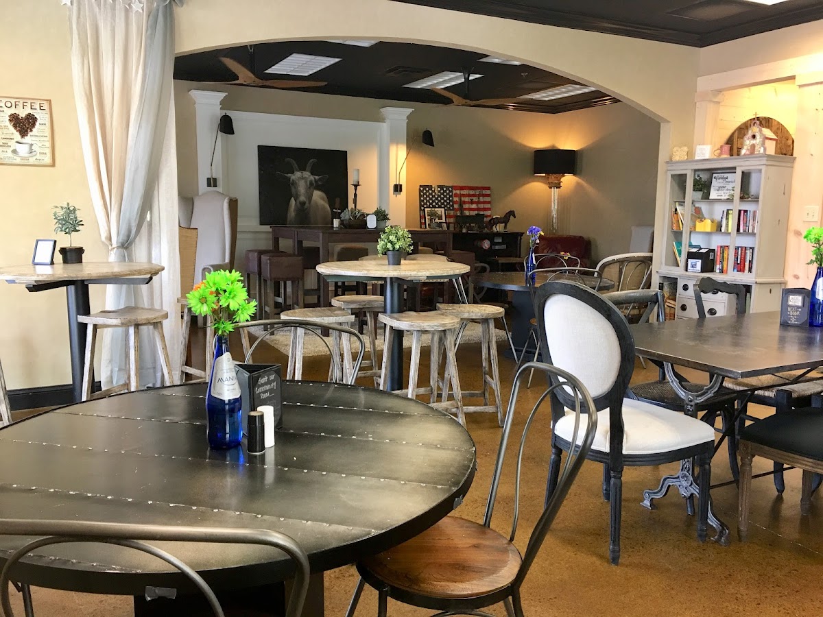 Higher Grounds Coffee House - 6