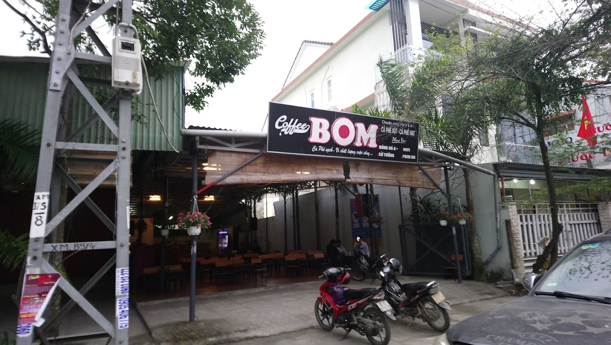 Cafe BOM