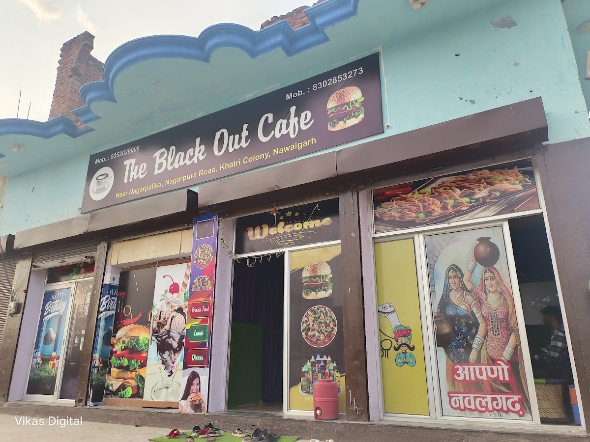 The Black Out Cafe & Restaurant