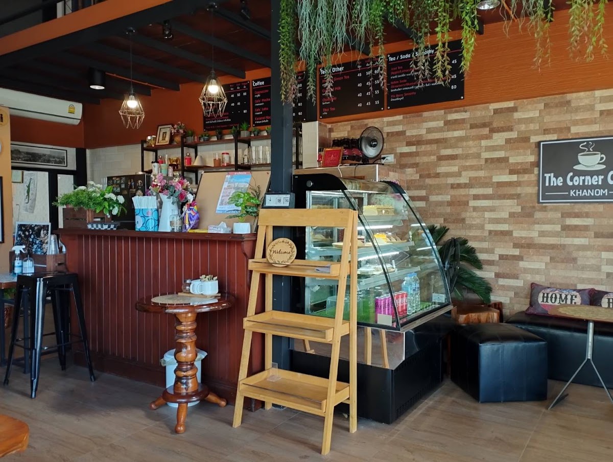 The Corner Café — Coffee & Bakery — กาแฟเดอะคอร์เนอร์