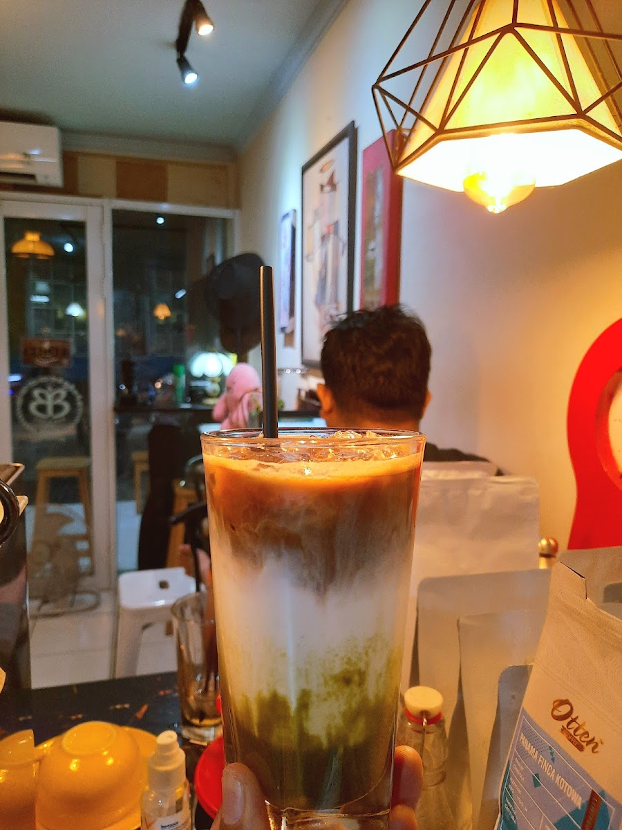 Brew and Bake Cafe - 5