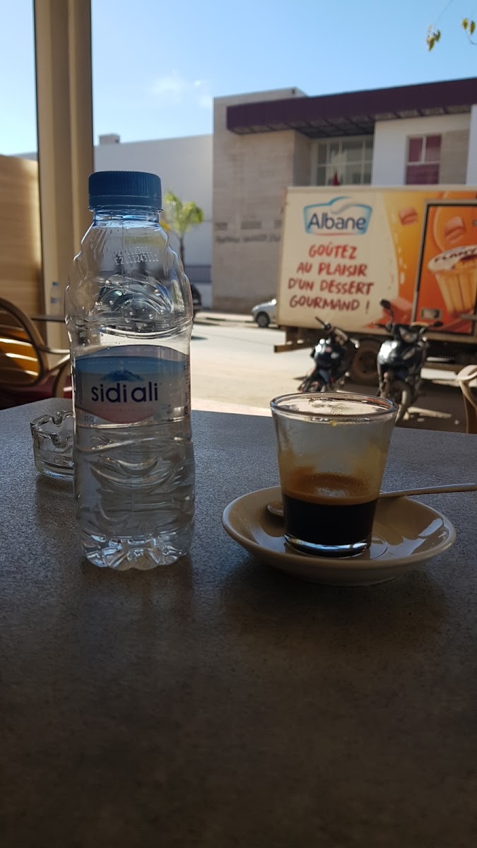 Café Cosmopolitain - 6