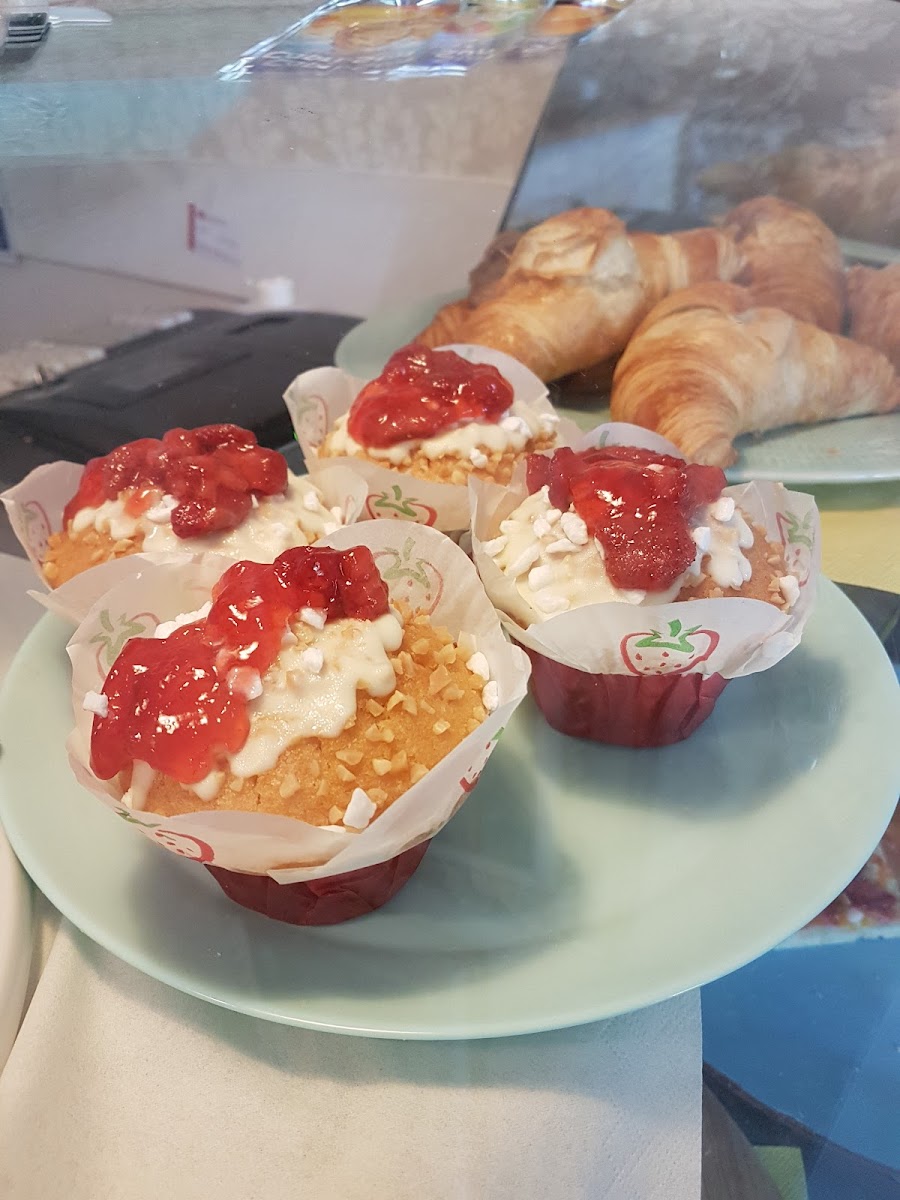 Käffchen Café & Bäckerei - 9