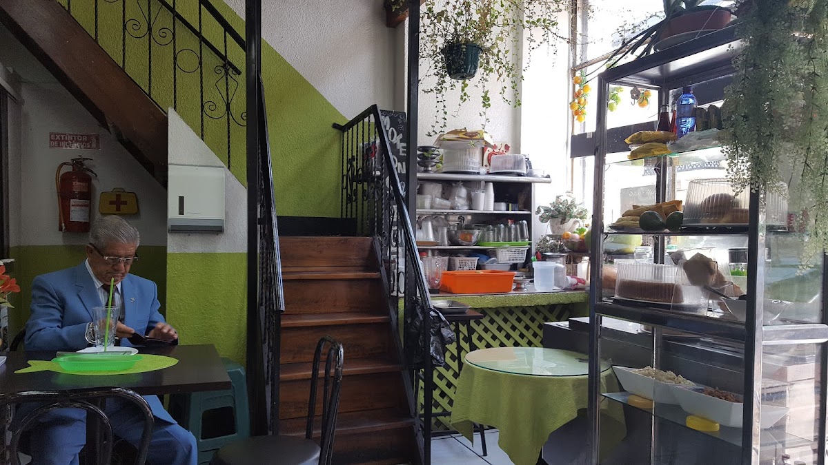 Cafeteria Chulla Life