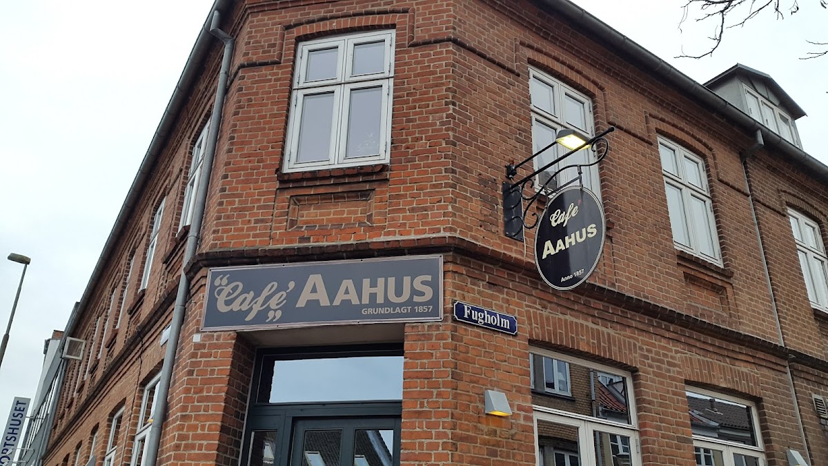 Cafe Åhus V/Henrik Hausner