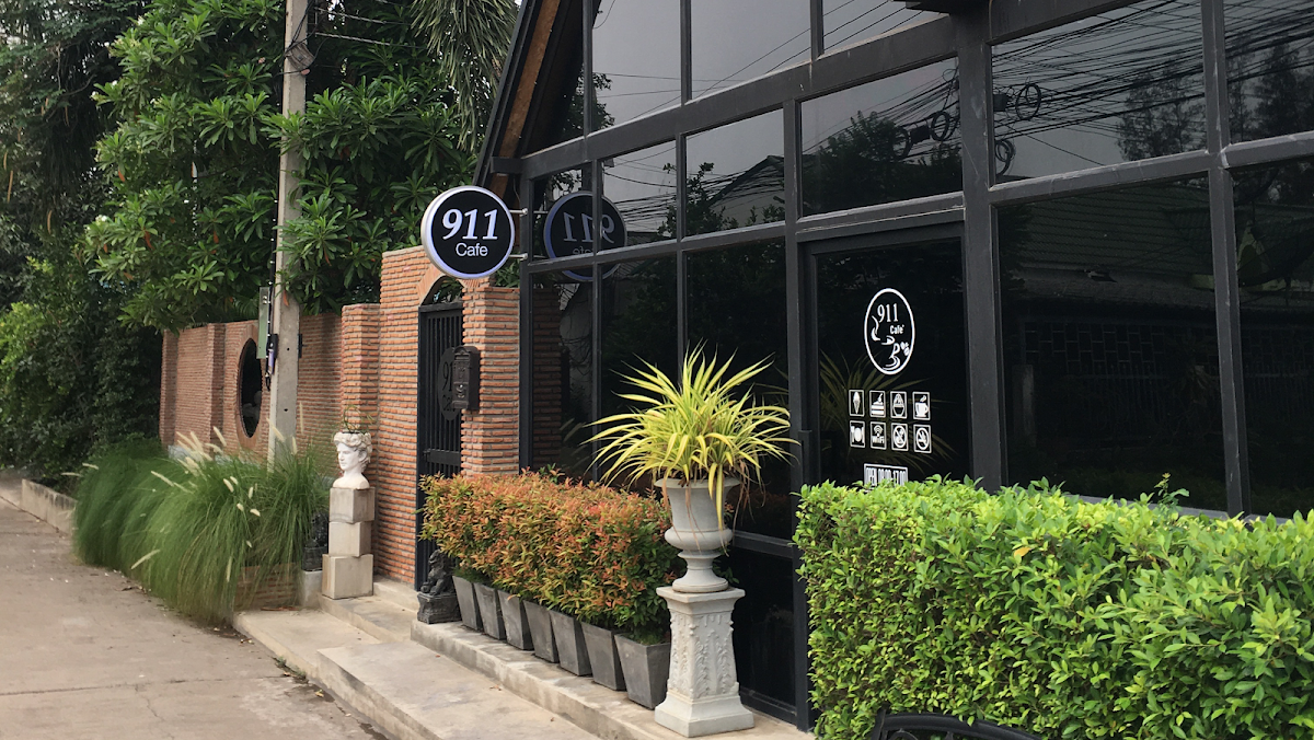 911 cafe’
