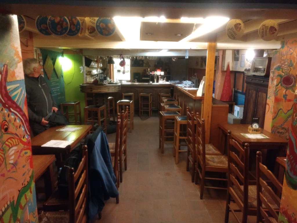 Kaffee Den Afgrond In De Swa(e)nekelder