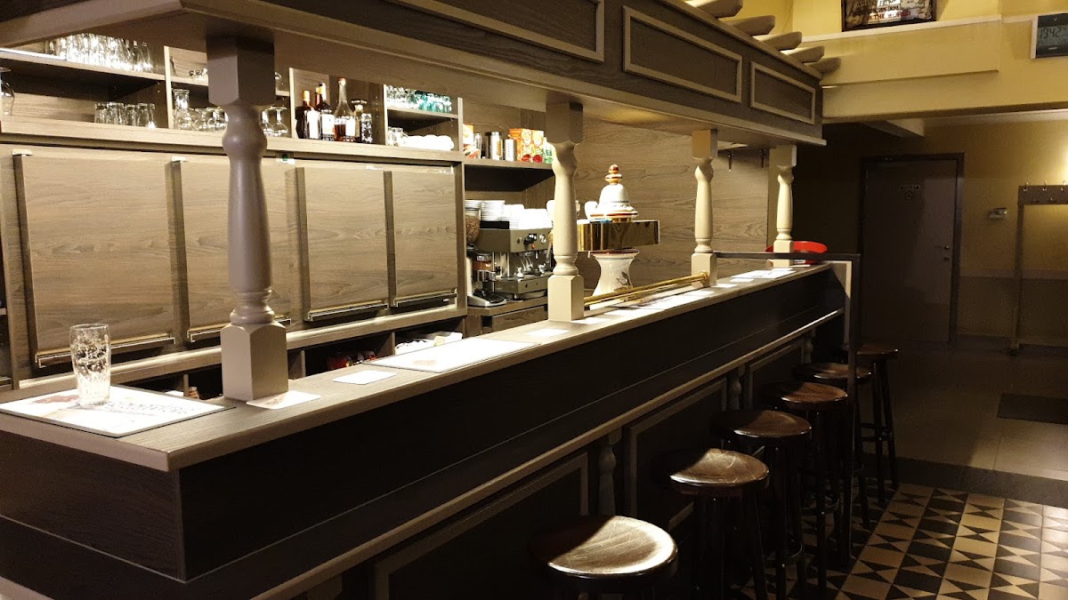 Café Duivenlokaal bij Moe