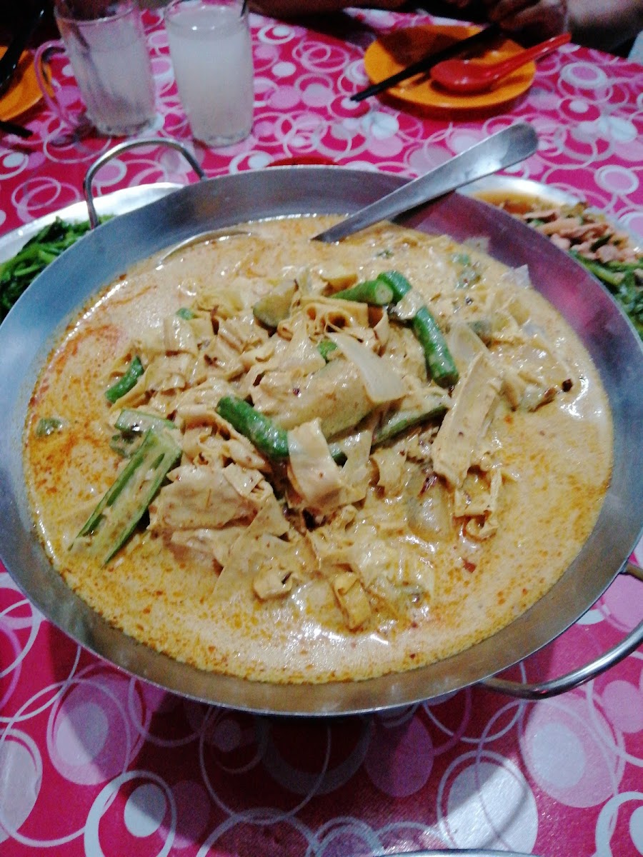 Chung Sing Coffee Shop - 6