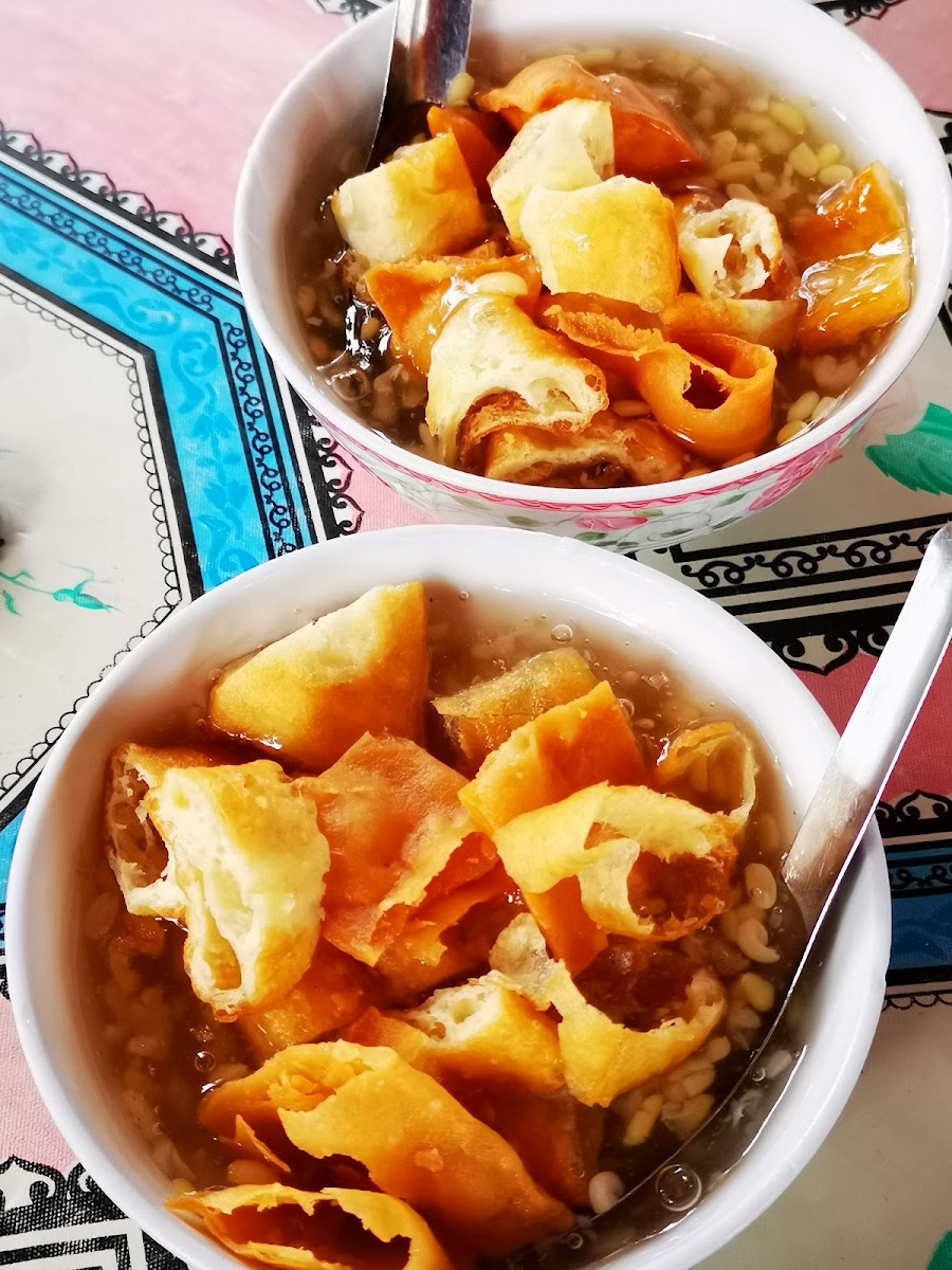 Bubur Gunting Abang Kacamata
