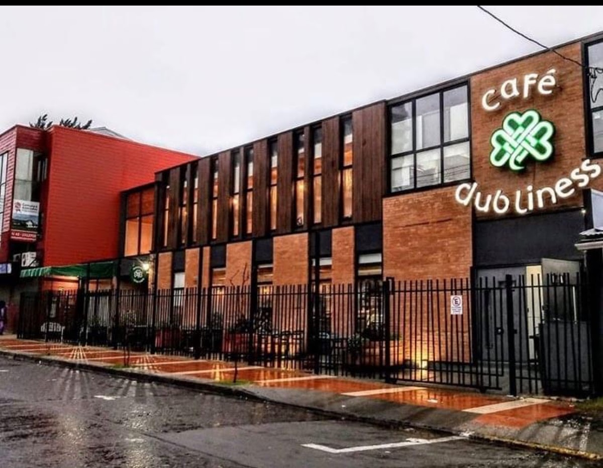 Dubliness M & R cafe