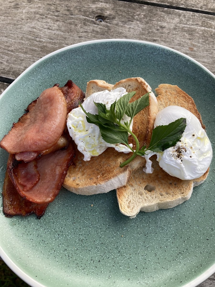 Element Cafe & Larder - 10