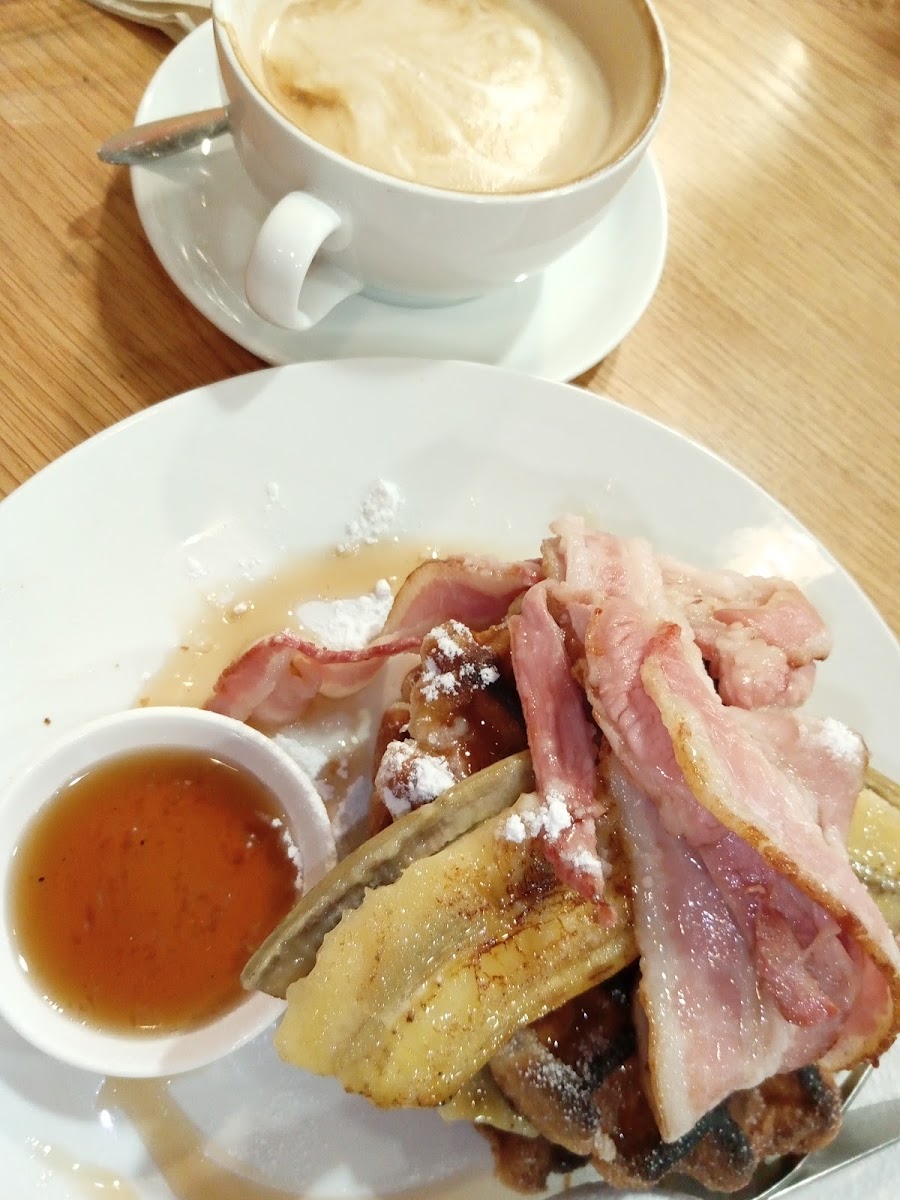 Esquires Cafe - Manukau - 8