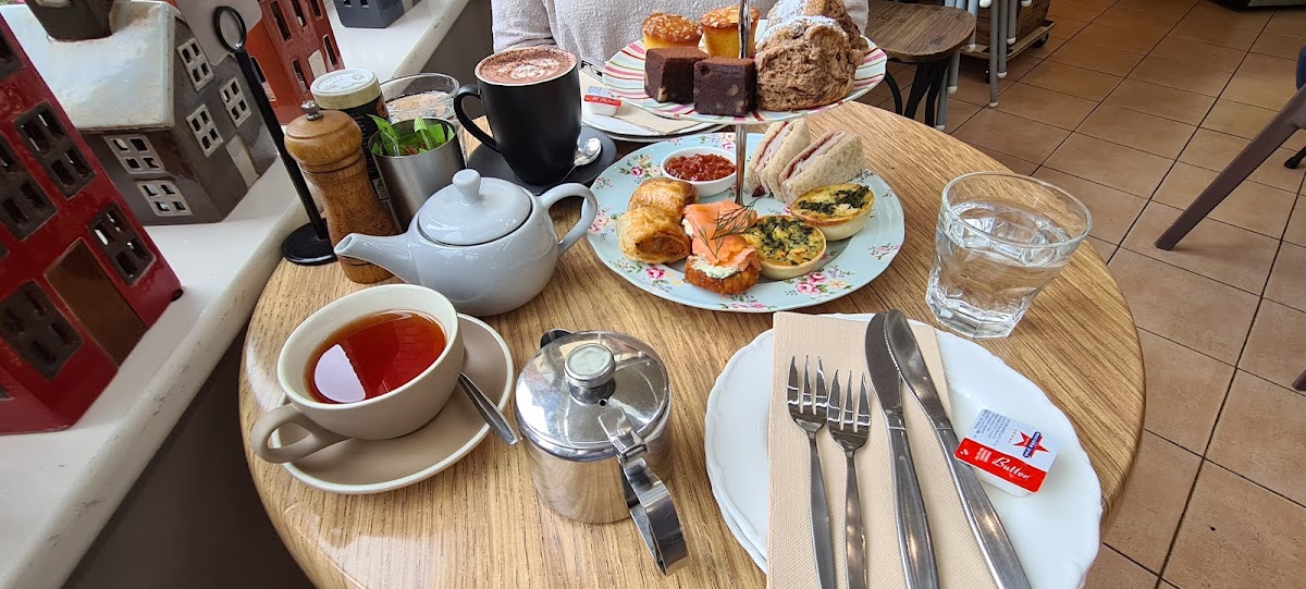The Conservatory Cafe - 5