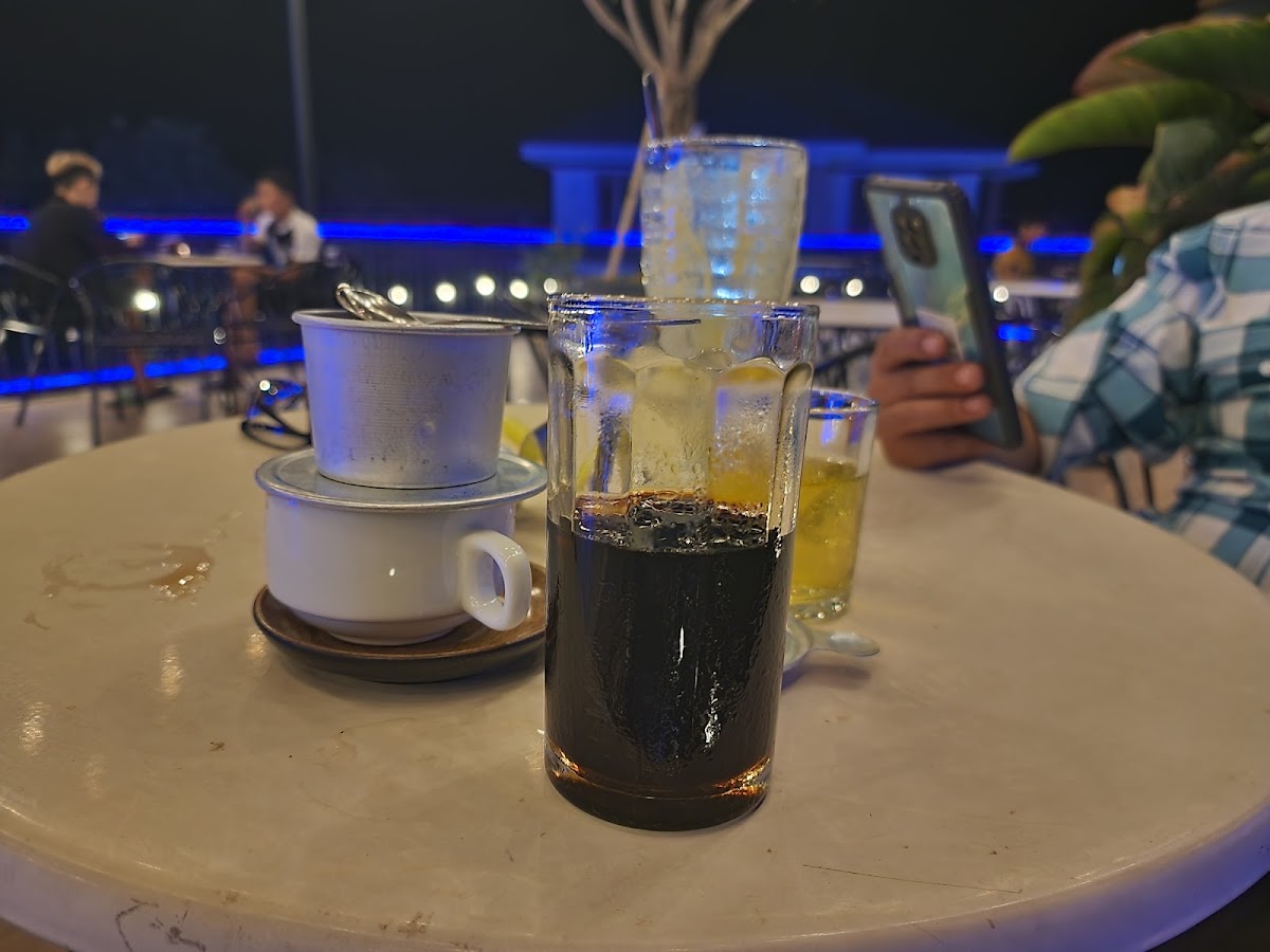 Cherry Coffee & Tea - 5