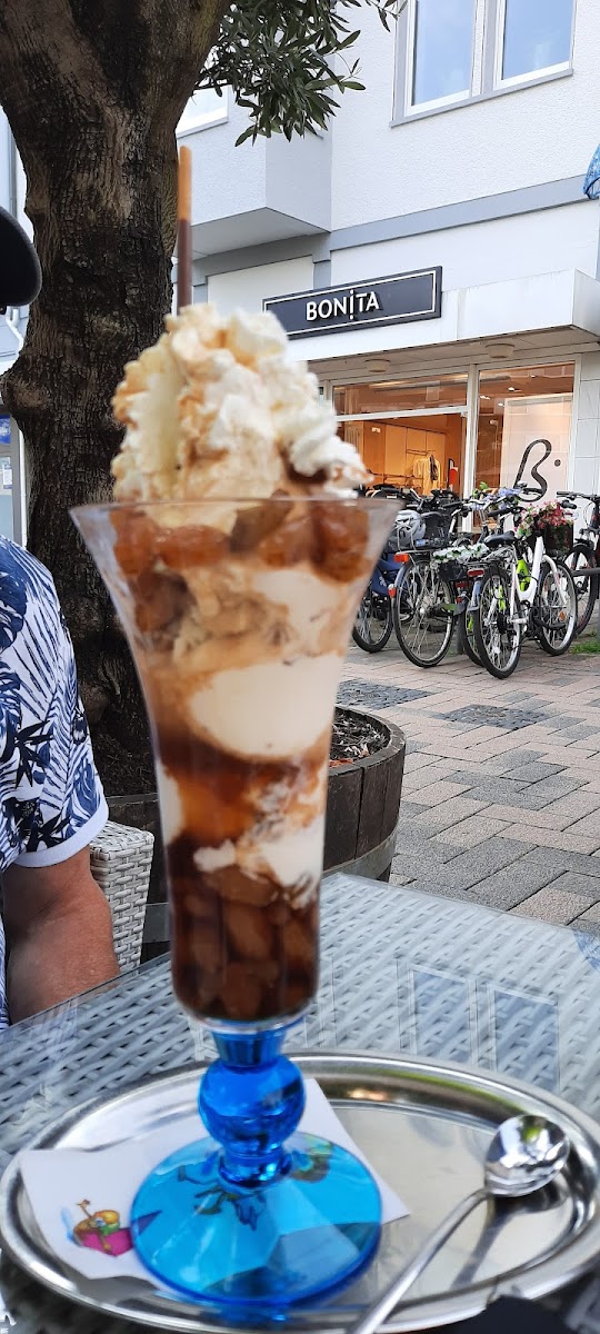 Simone's Schlemmer Cafe - Bottrop - 8