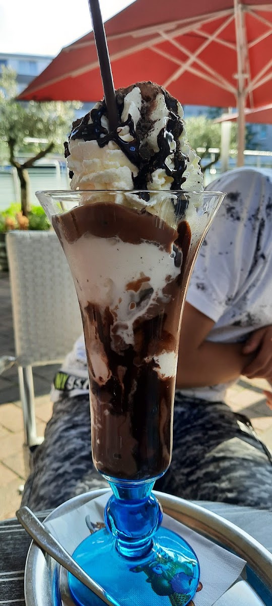 Simone's Schlemmer Cafe - Bottrop - 9