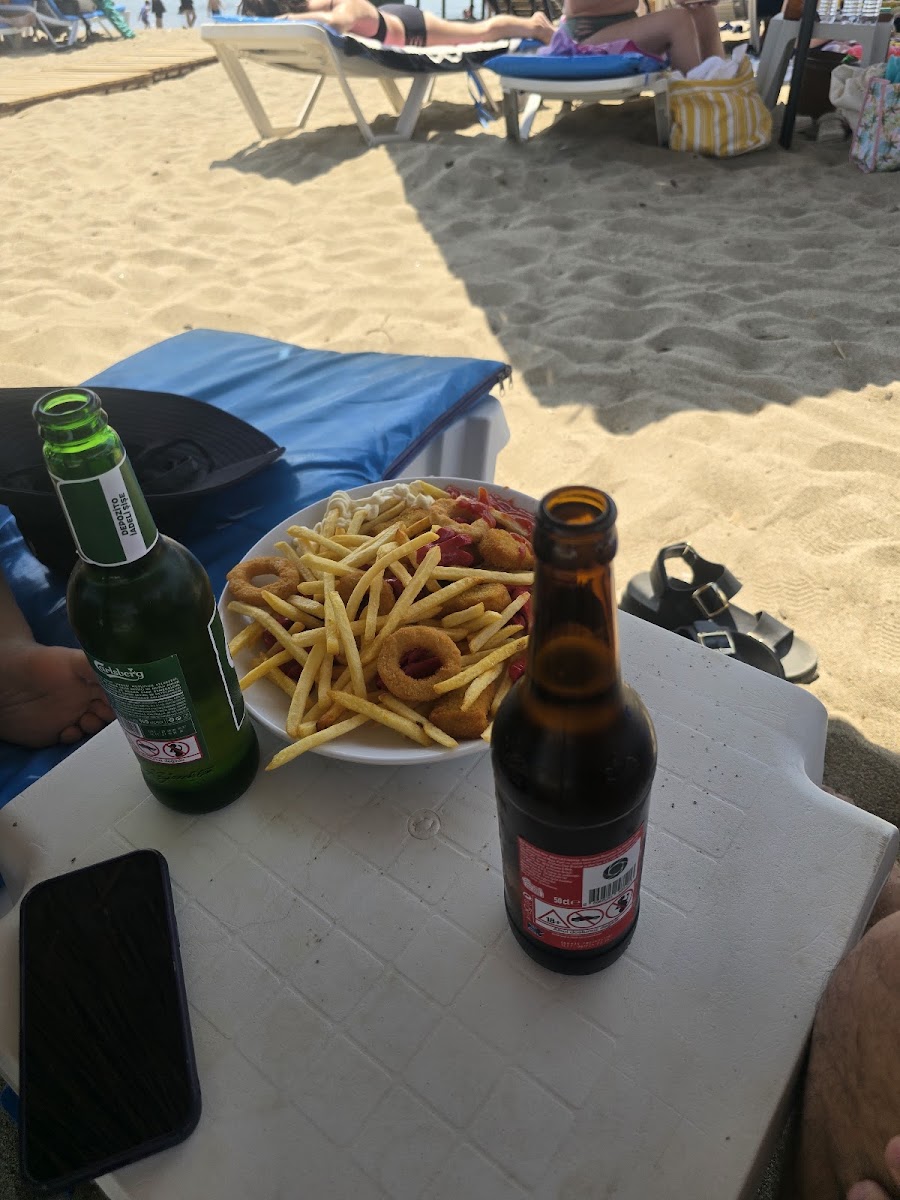Blue Side Beach Cafe - 6