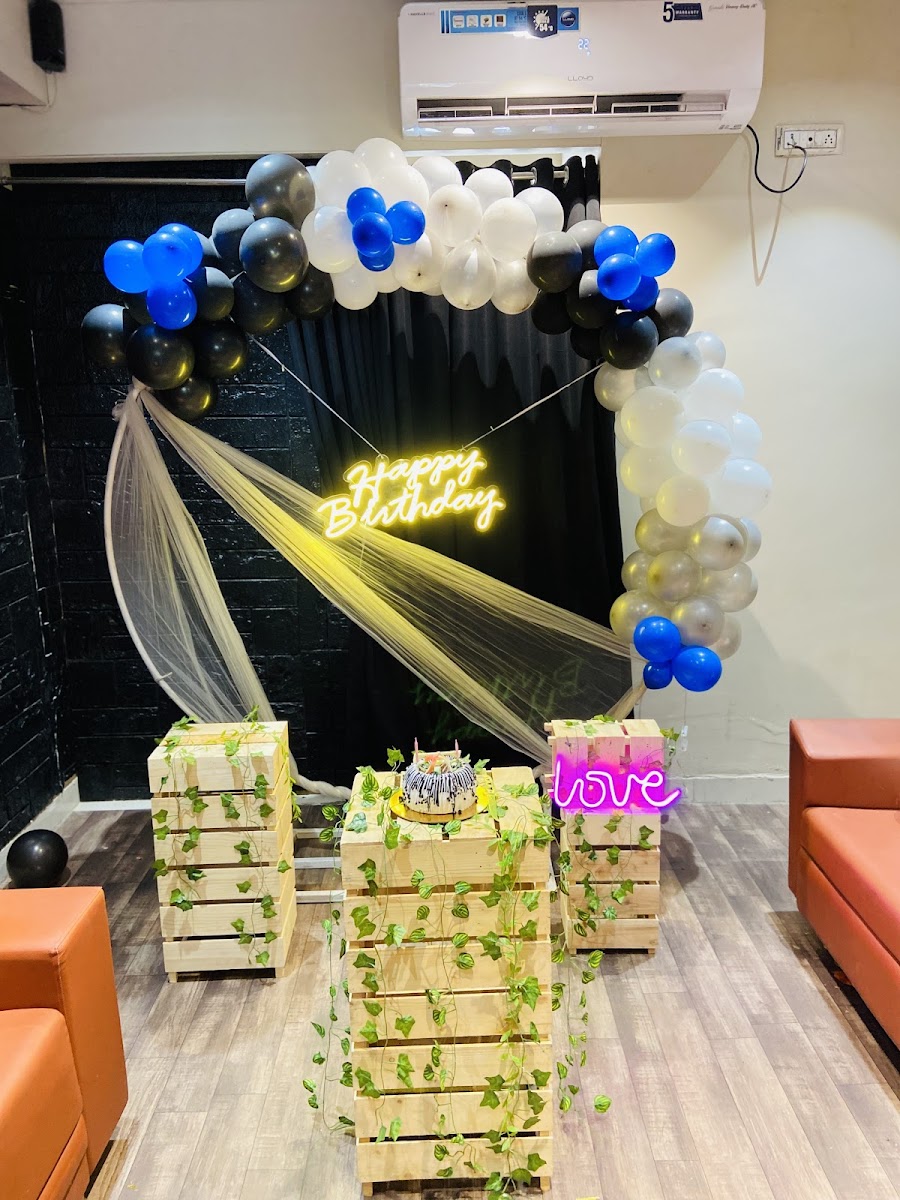 The Crush Culture Cafe - 4