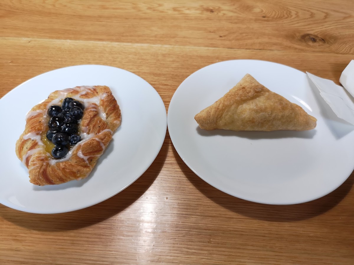 Cafe & Bakery Mimosa - 9