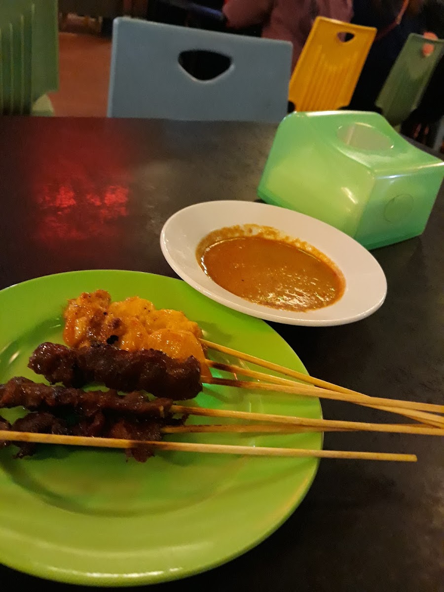 Cafe Diners Kak Mariam - 5