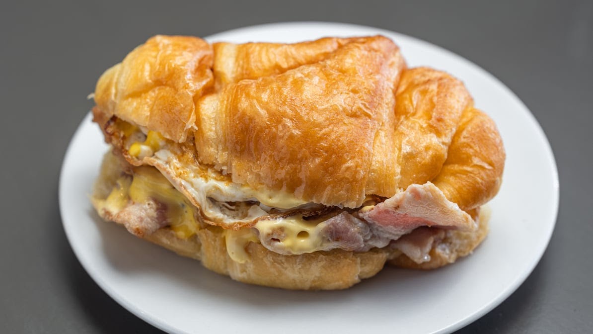 Island Desserts & BBQ Restaurant - 6