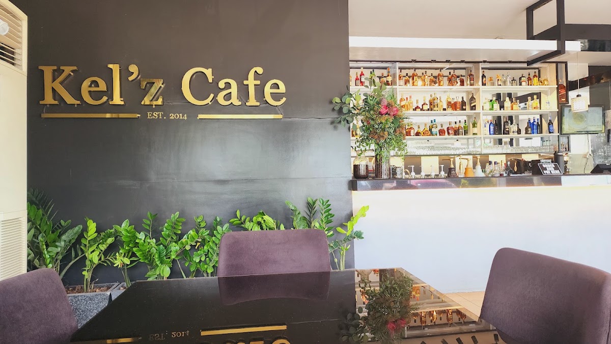 Kel'z Cafe