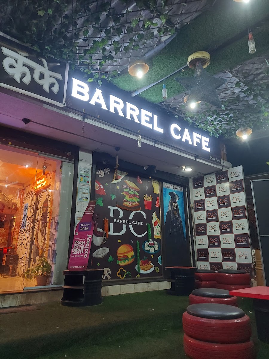 Barrel cafe