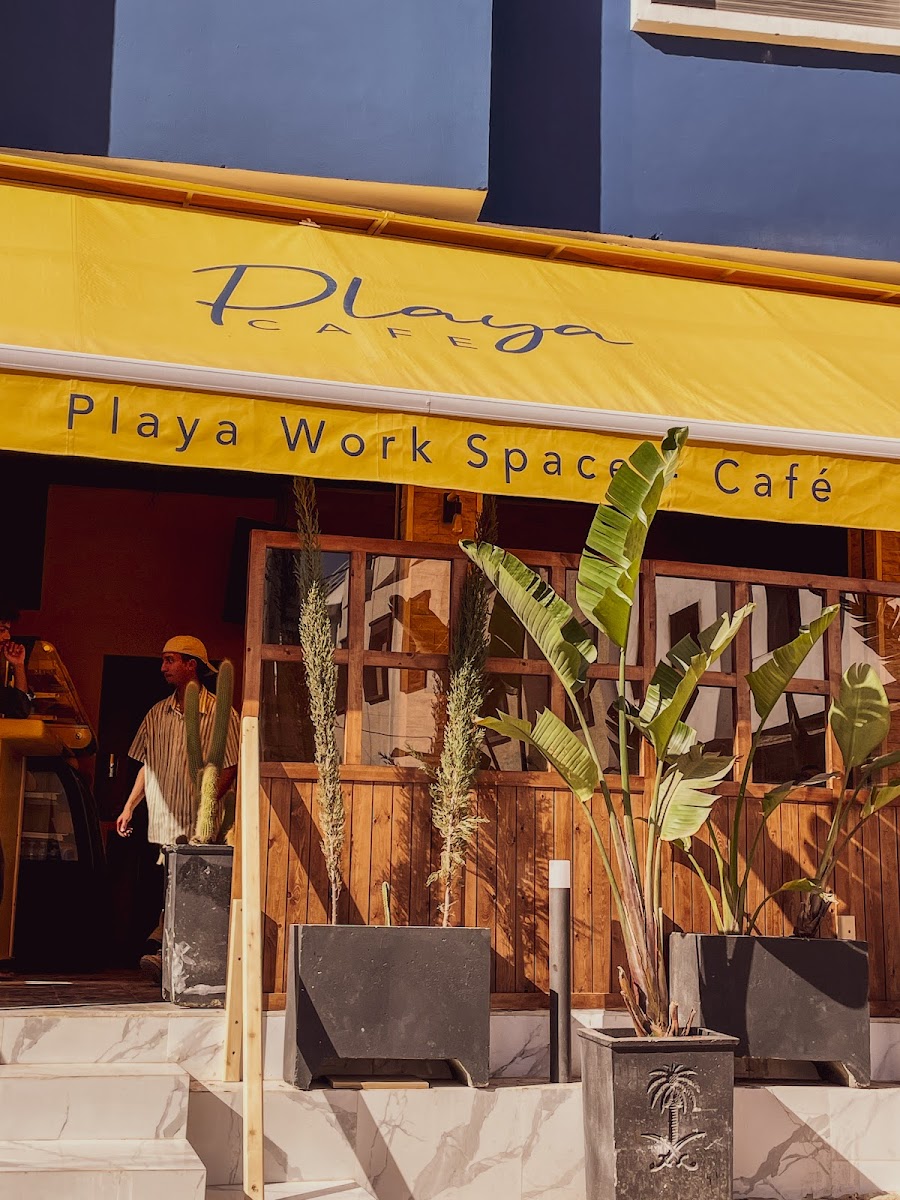 Playa Surf House Restaurant | Cafe