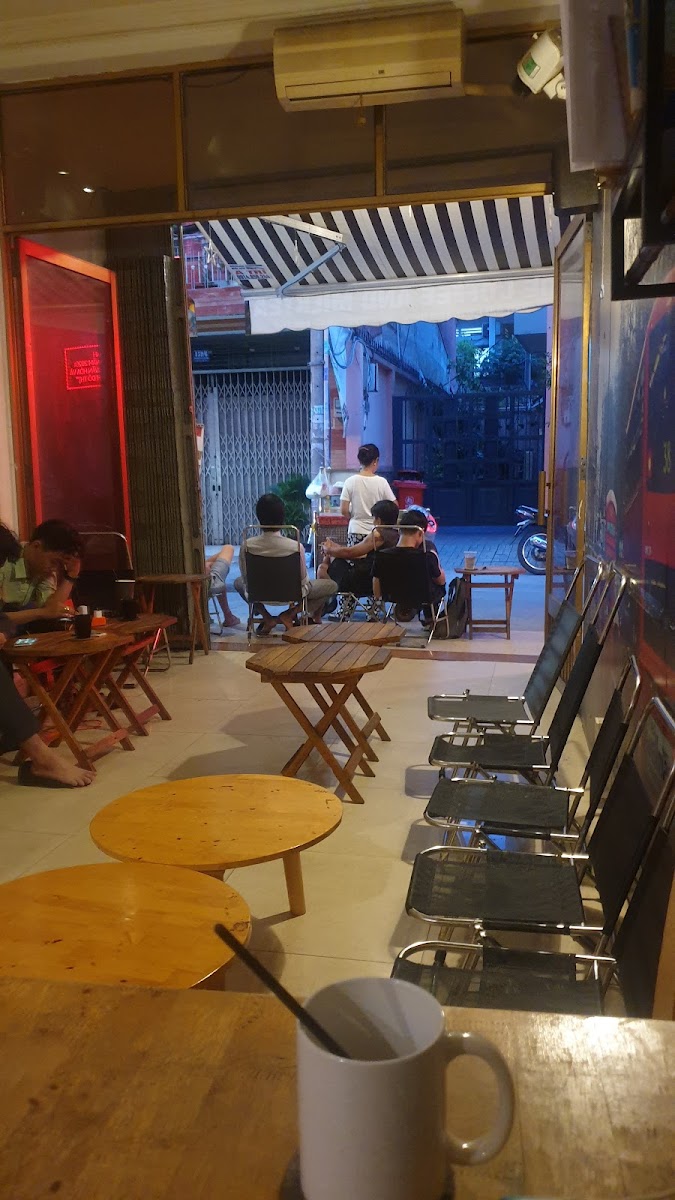 MTP DE COFFEE AND MILKTEA