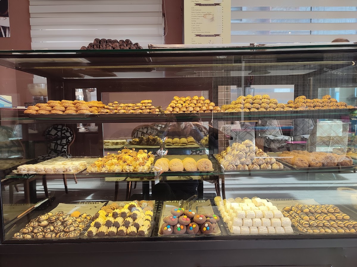 Orta Şeker Pasta & Cafe