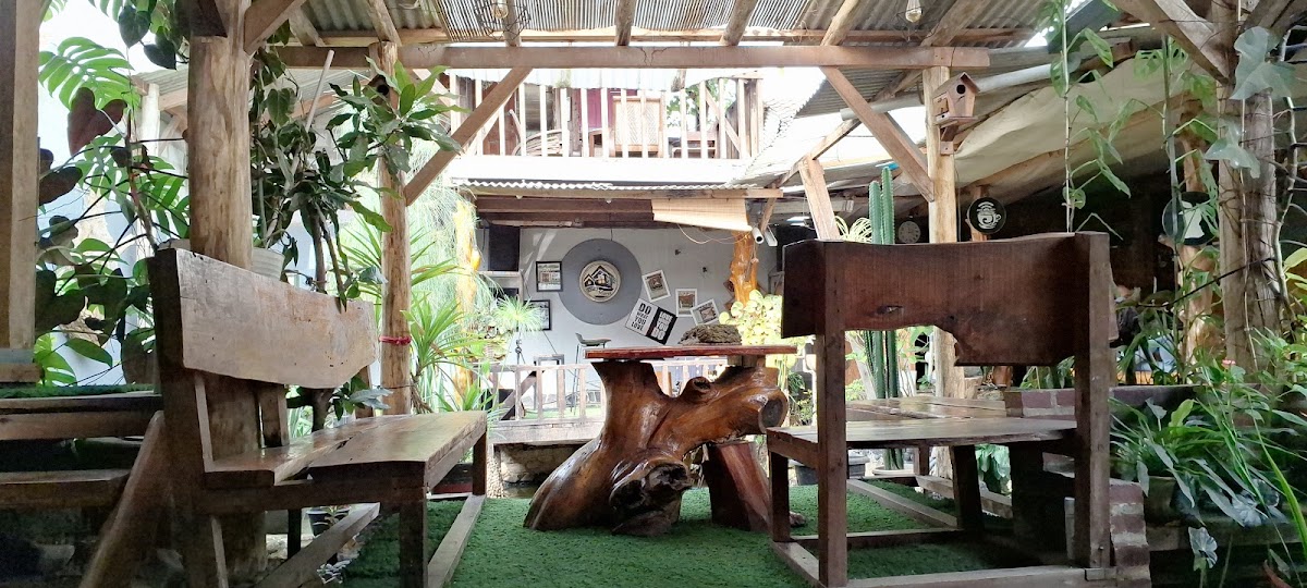 Saung Mayor