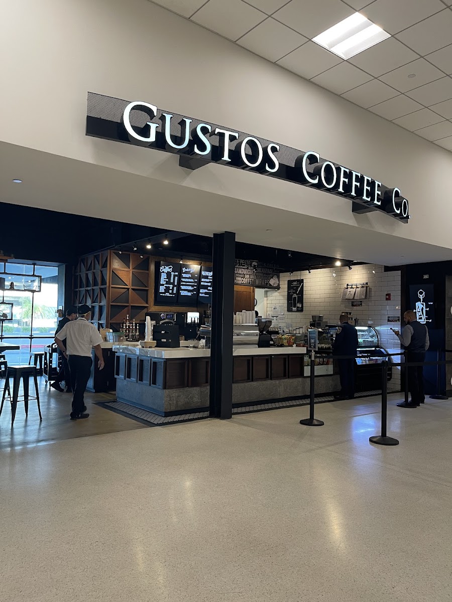 Gustos Coffee Co. (Public Area)