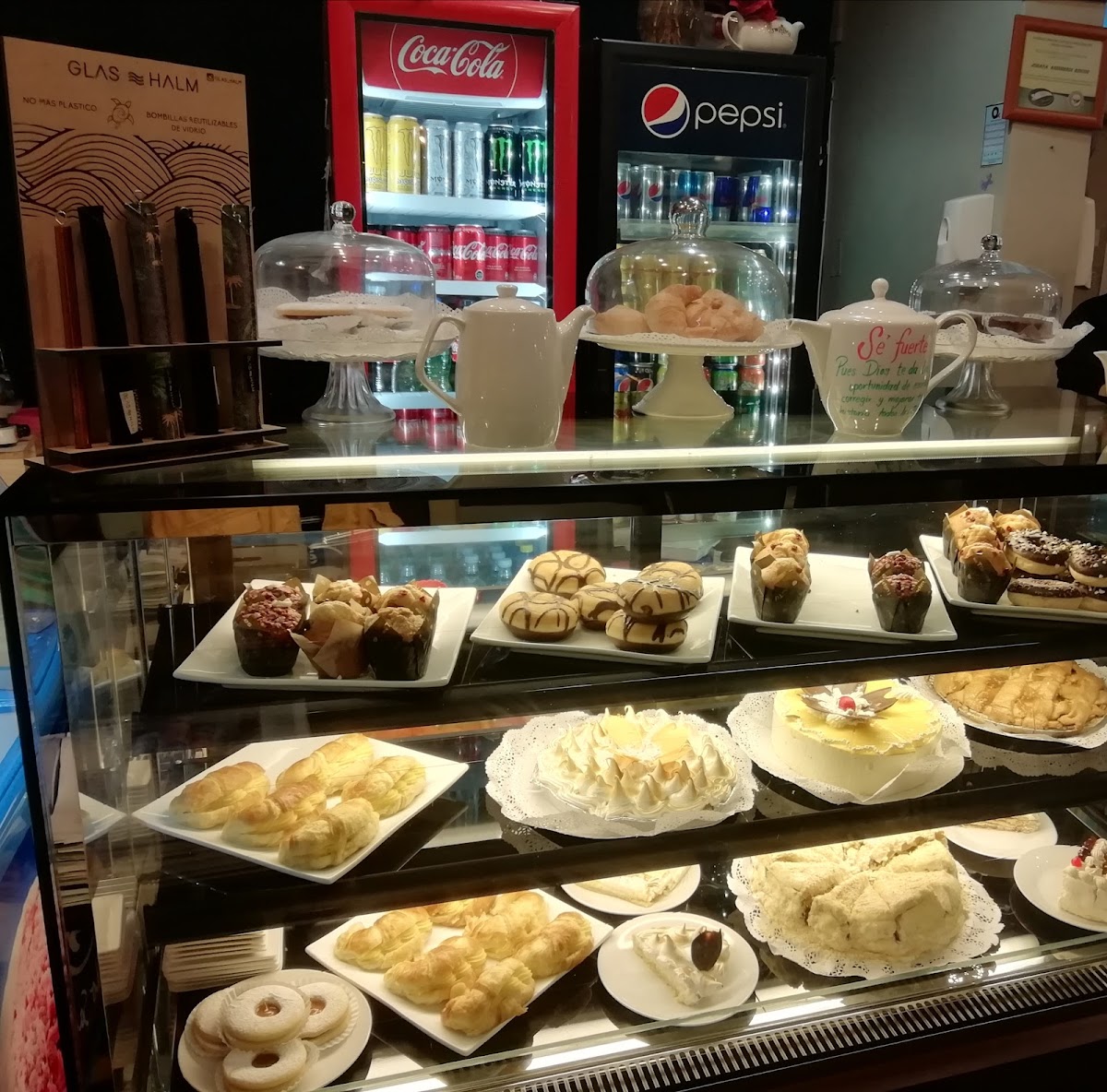 Amaretto Café & Bistro