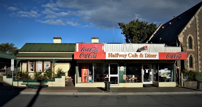 Halfway Cafe & Diner