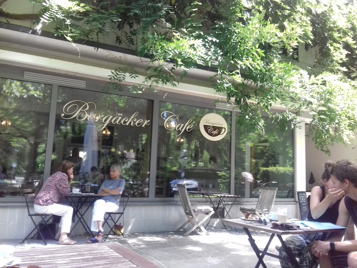 Bergacker Cafe