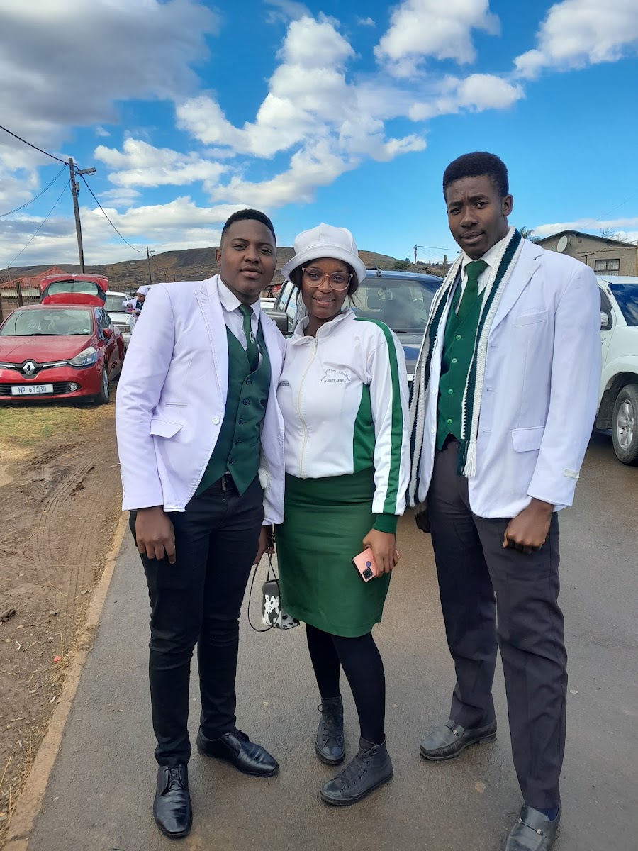 Mphophomeni Township Cafe - 2