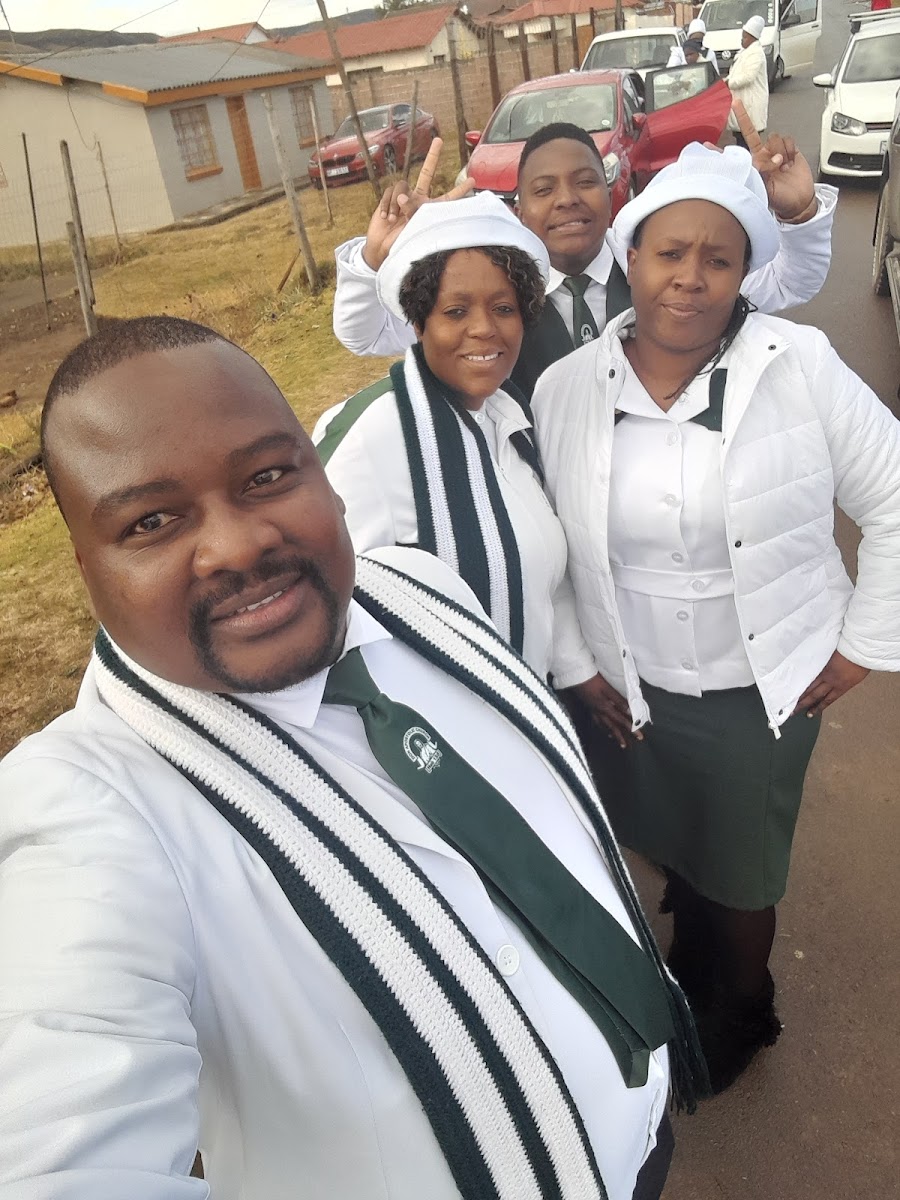 Mphophomeni Township Cafe - 3