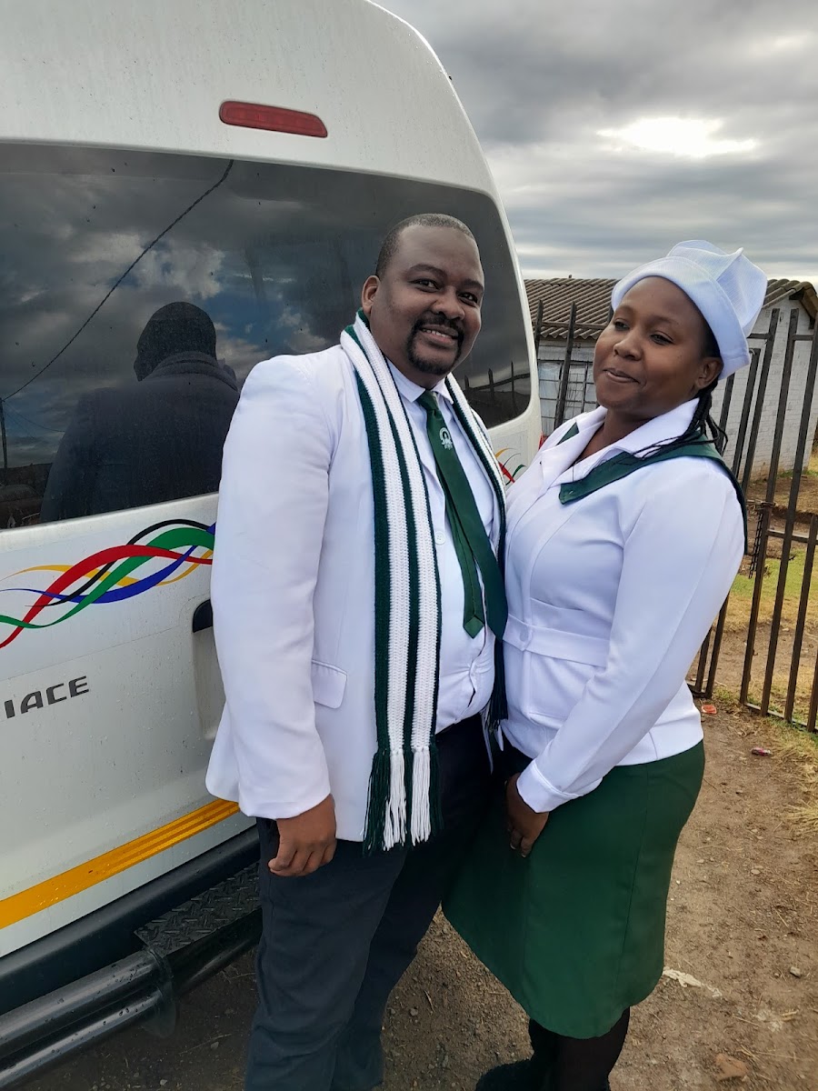 Mphophomeni Township Cafe - 4