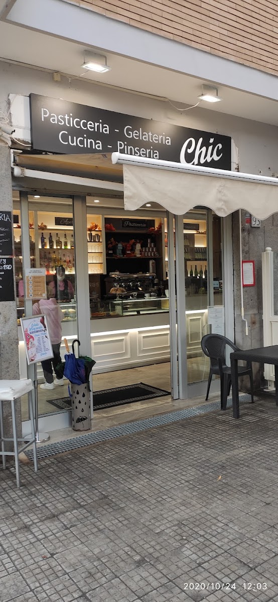 Chic / Caffetteria, Pasticceria, Cucina Espressa, Pizza