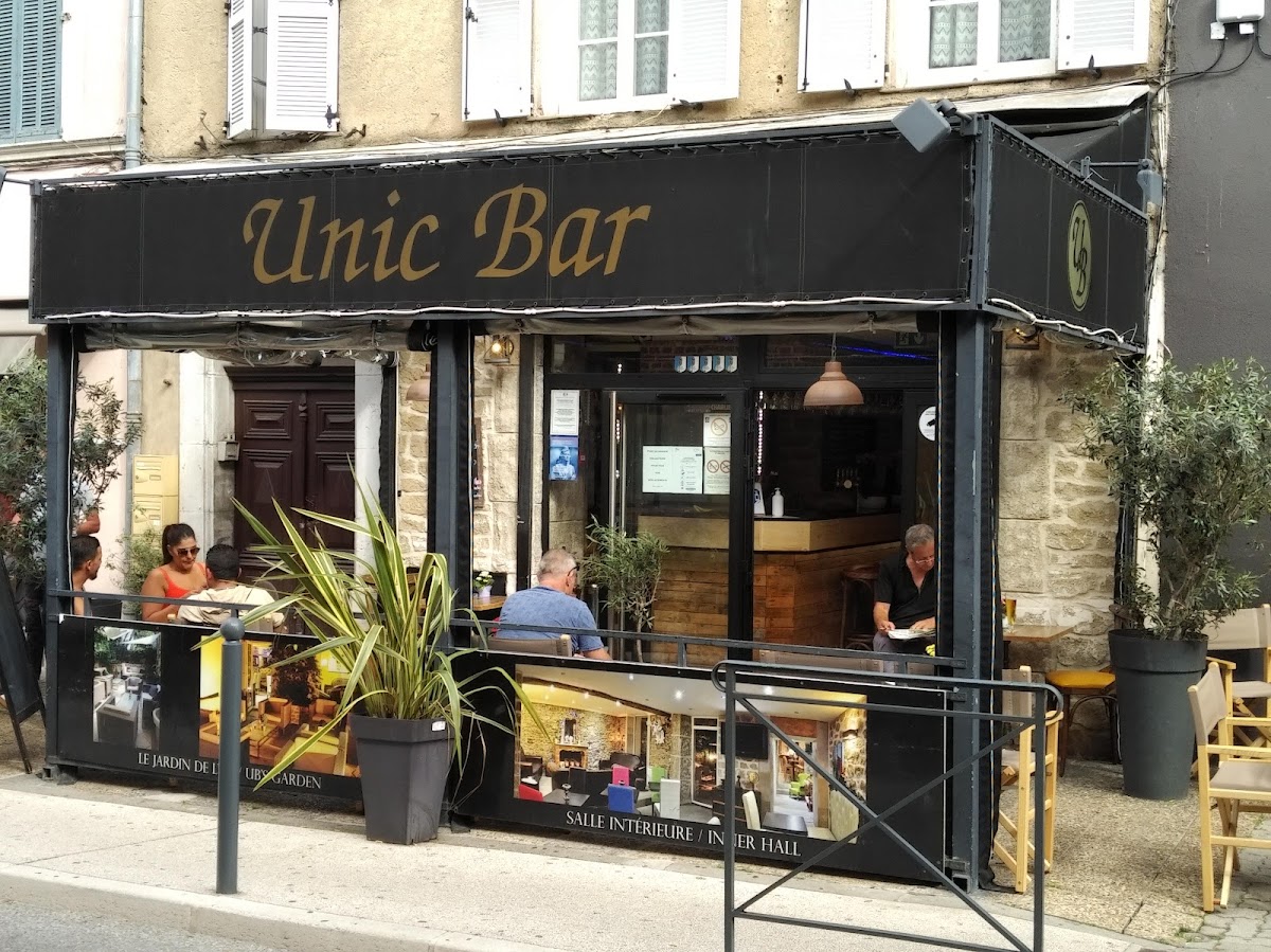 Unic bar