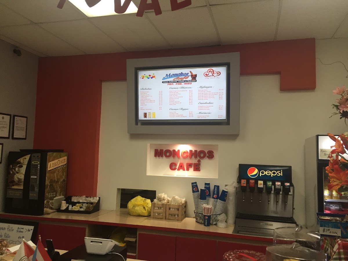 Moncho's Café