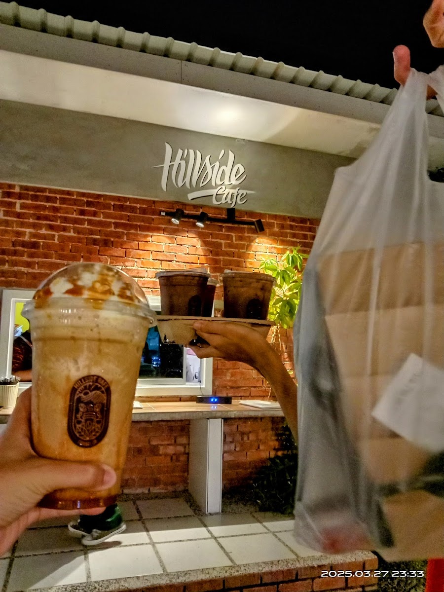 HILLSIDE CAFE CHANGLUN