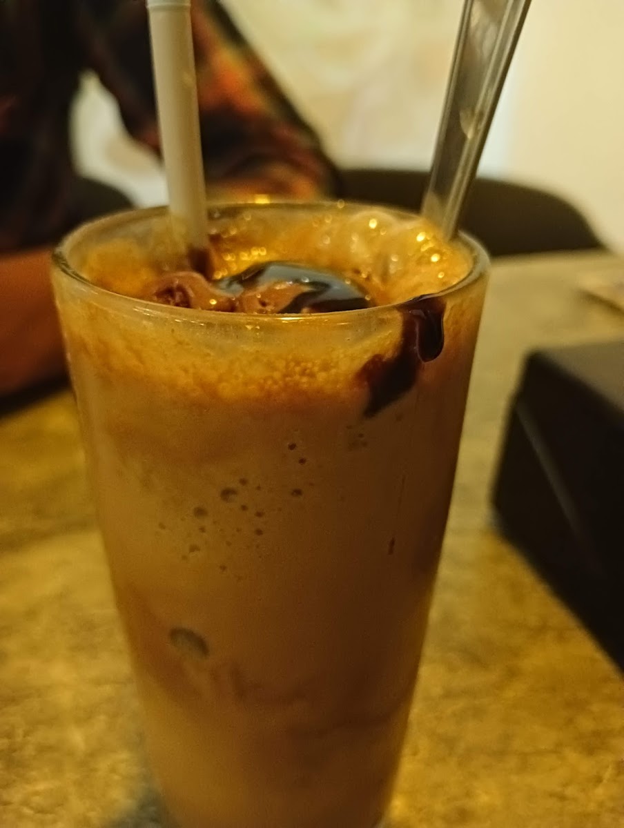 Shrimant mastani & Chinese cafe - 10