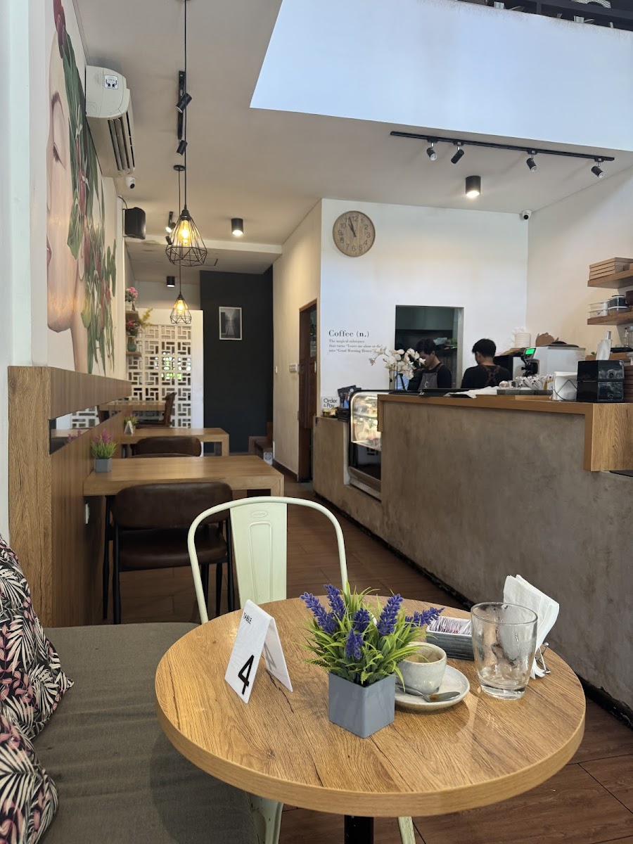 Crema Coffee and Eatery - 3