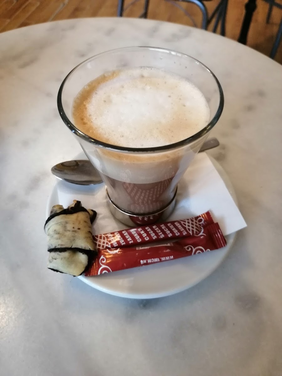 Szarvasi Pékség Mintabolt - 10