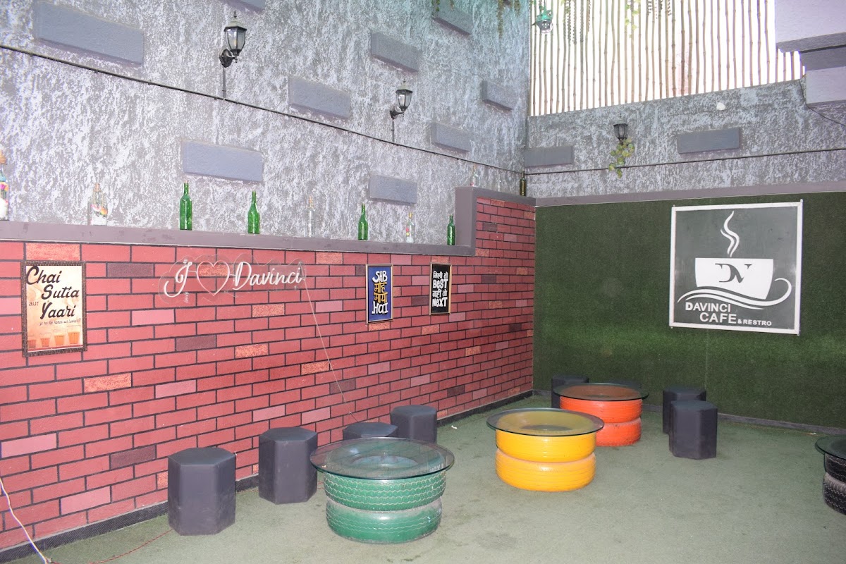 Davinci Cafe & Restro - 4
